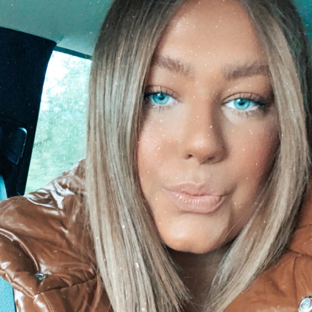 Meet your Posher, Taylor